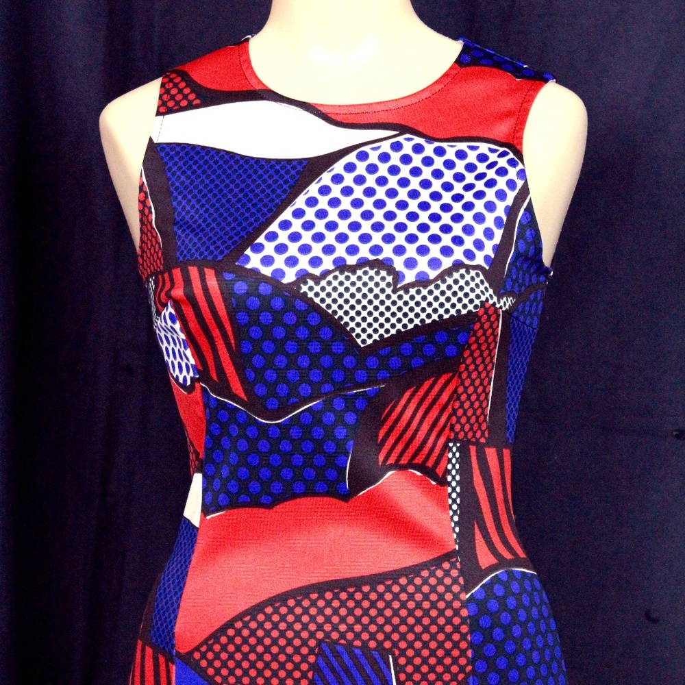 Very Mod Comic Style Top XS